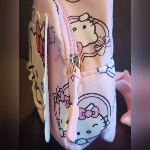 Hello Kitty Small Sling Bag - Picture 5 of 5